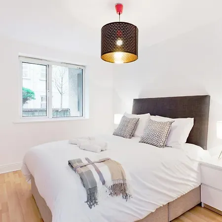 Sweet - Central Trinity Exchange Apartment Dublin